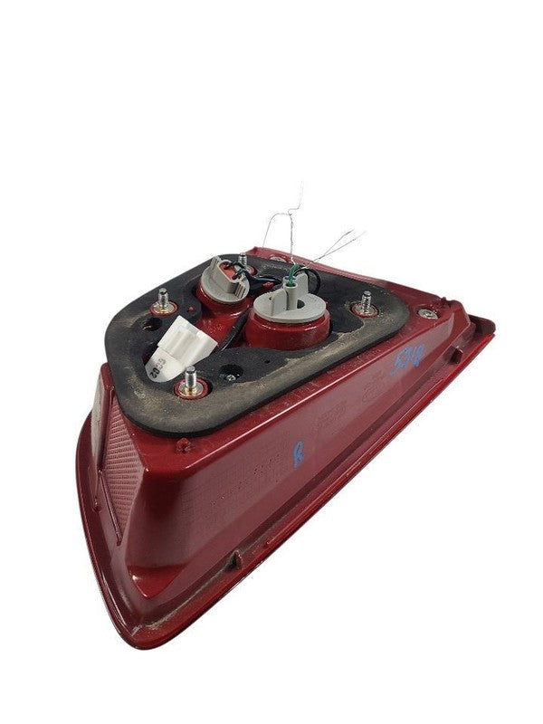 Passenger Tail Light Liftgate Mounted Incandescent Fits 16-18 SORENTO 