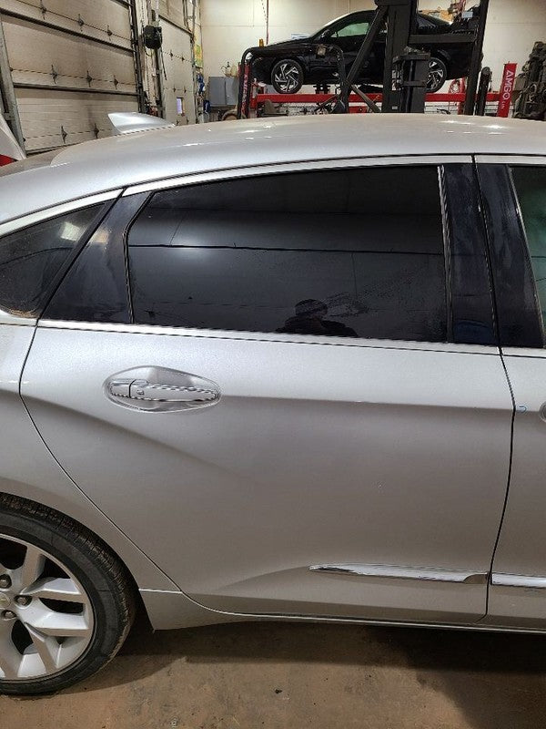 Passenger Right Rear Side Door Premier Fits 14-19 IMPALA 651379