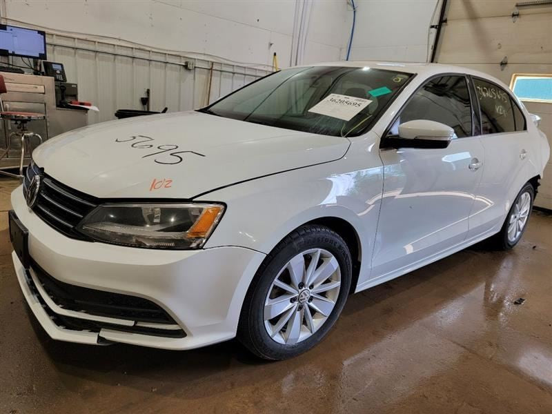 JETTA     2015 Owners Manual 546764