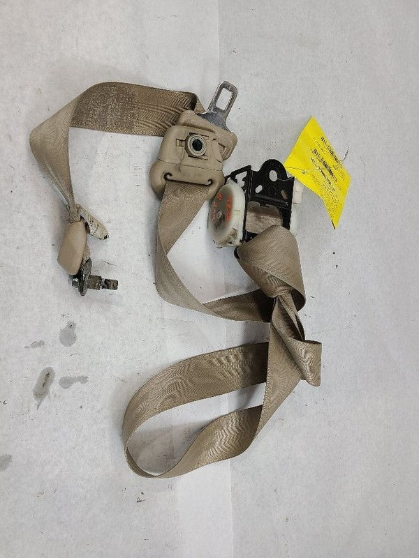 LX470     1999 Seat Belt Rear 605236