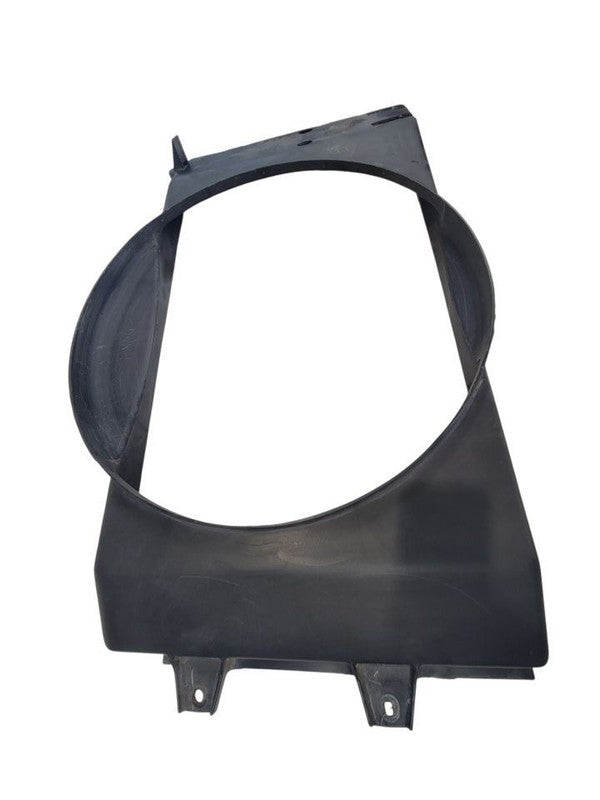RAM2500   2001 Radiator Shroud 667170