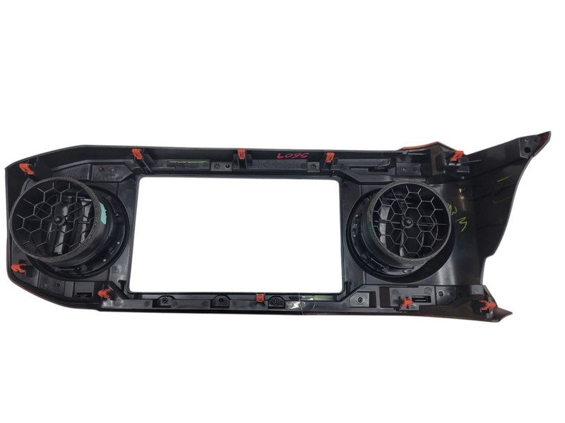 TACOMA    2017 Dash Bezel 672376