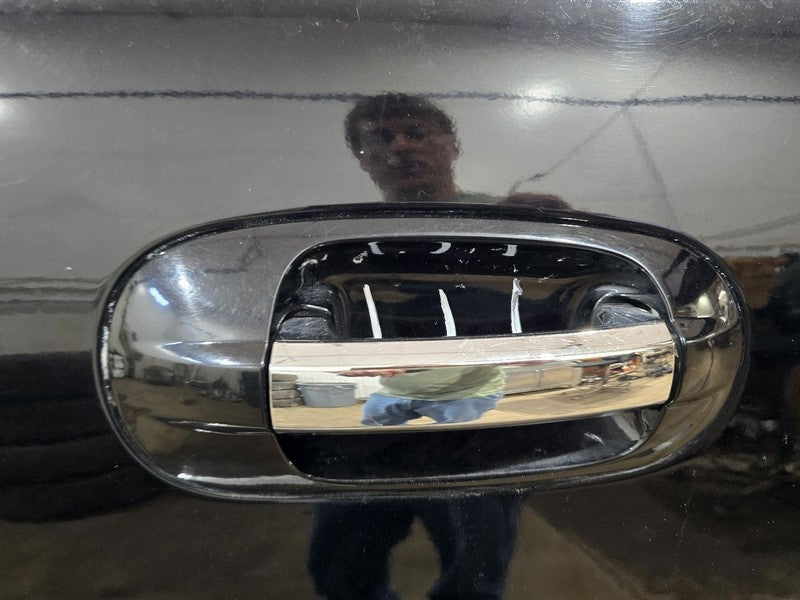 Passenger Door Handle Exterior Door Painted Bezel Fits 03-17 NAVIGATOR