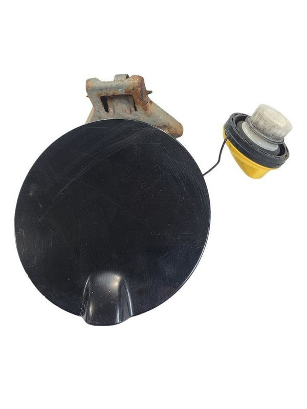 SILVRDO15 2014 Fuel Filler Door 662665