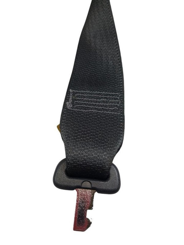 NX200T    2017 Seat Belt Rear 602128