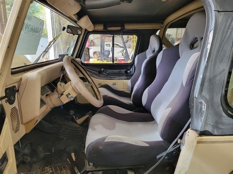 Driver Side View Mirror Manual LHD Fits 87-95 97-02 WRANGLER 496371