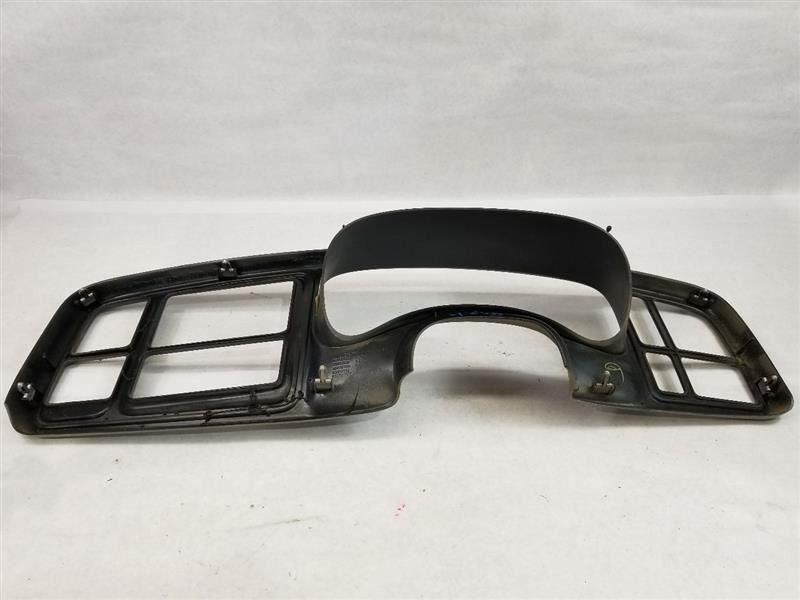 SILVRDO25 2004 Dash Bezel 545751