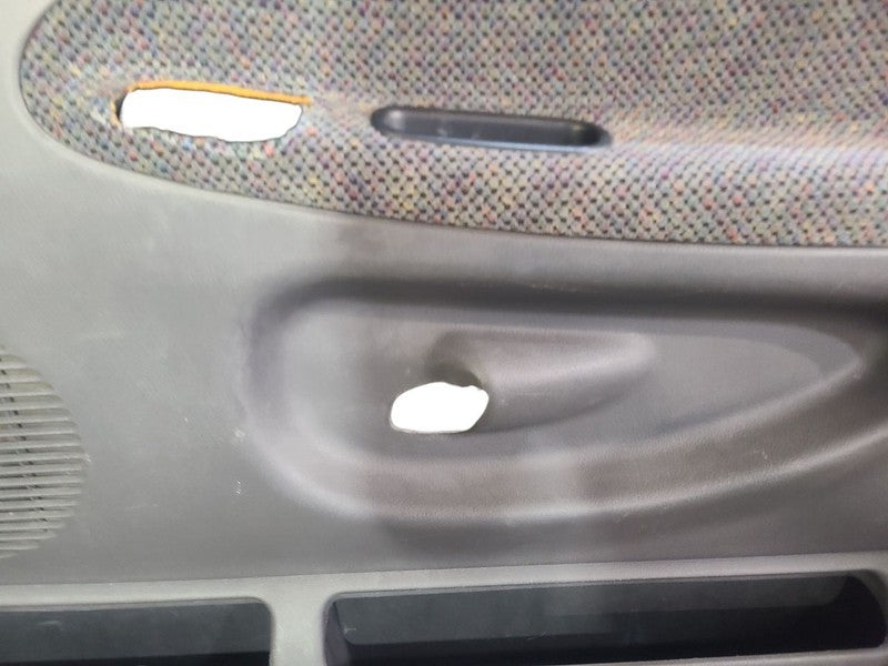 RAM1500   1998 Front Door Trim Panel 665654
