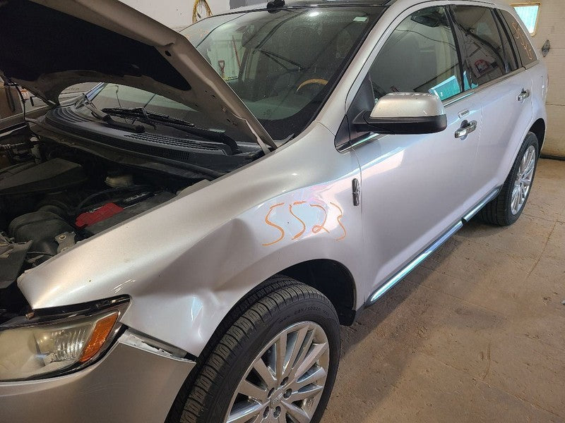 Passenger Right Tail Light Quarter Mounted Fits 11-15 MKX 666986