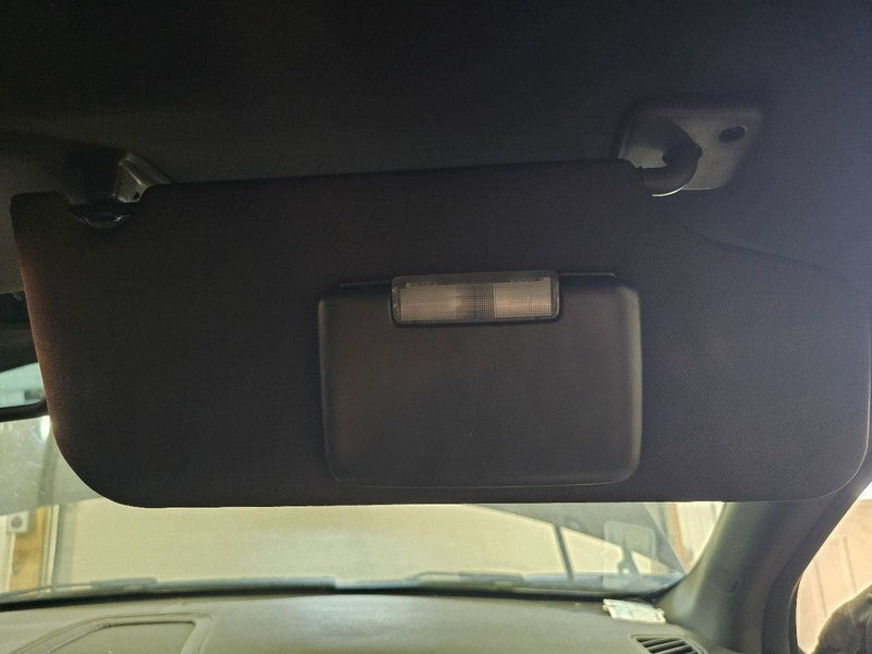 Passenger Right Sun Visor Illuminated Fits 09 MKS 643315