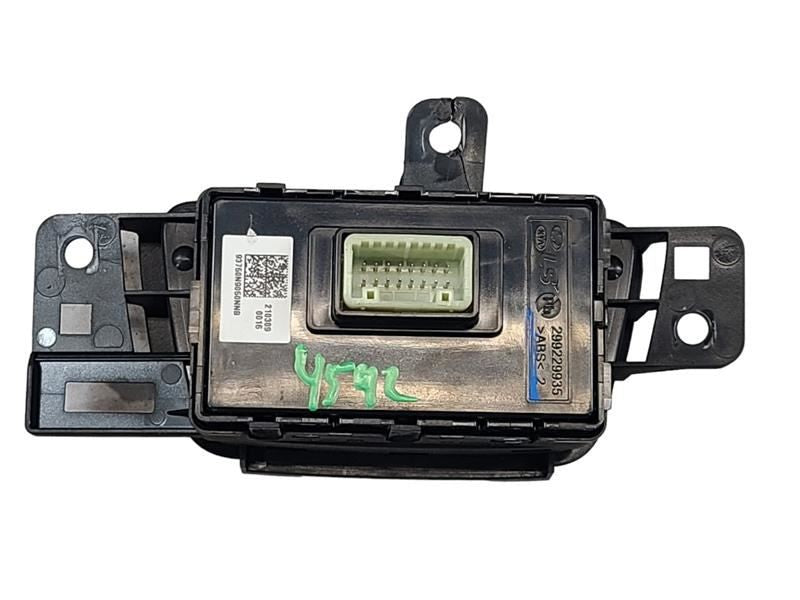TUCSON    2022 Bed Light/Traction Control Dash/Interior/Seat Switch 58
