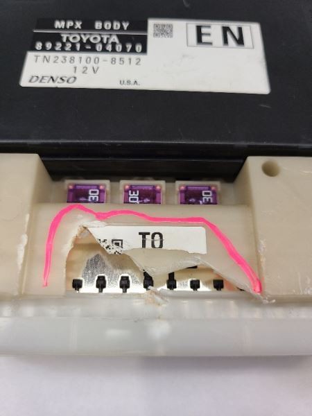 Chassis ECM Multiplex Control Module Fits 2020 TACOMA 538502 89221-040