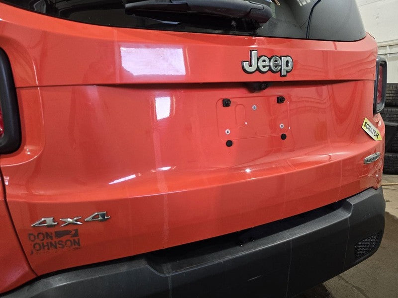 Trunk/Hatch/Tailgate Wiper Spoiler With Camera Fits 15-17 RENEGADE 616