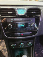 200       2012 Glove Box 663220