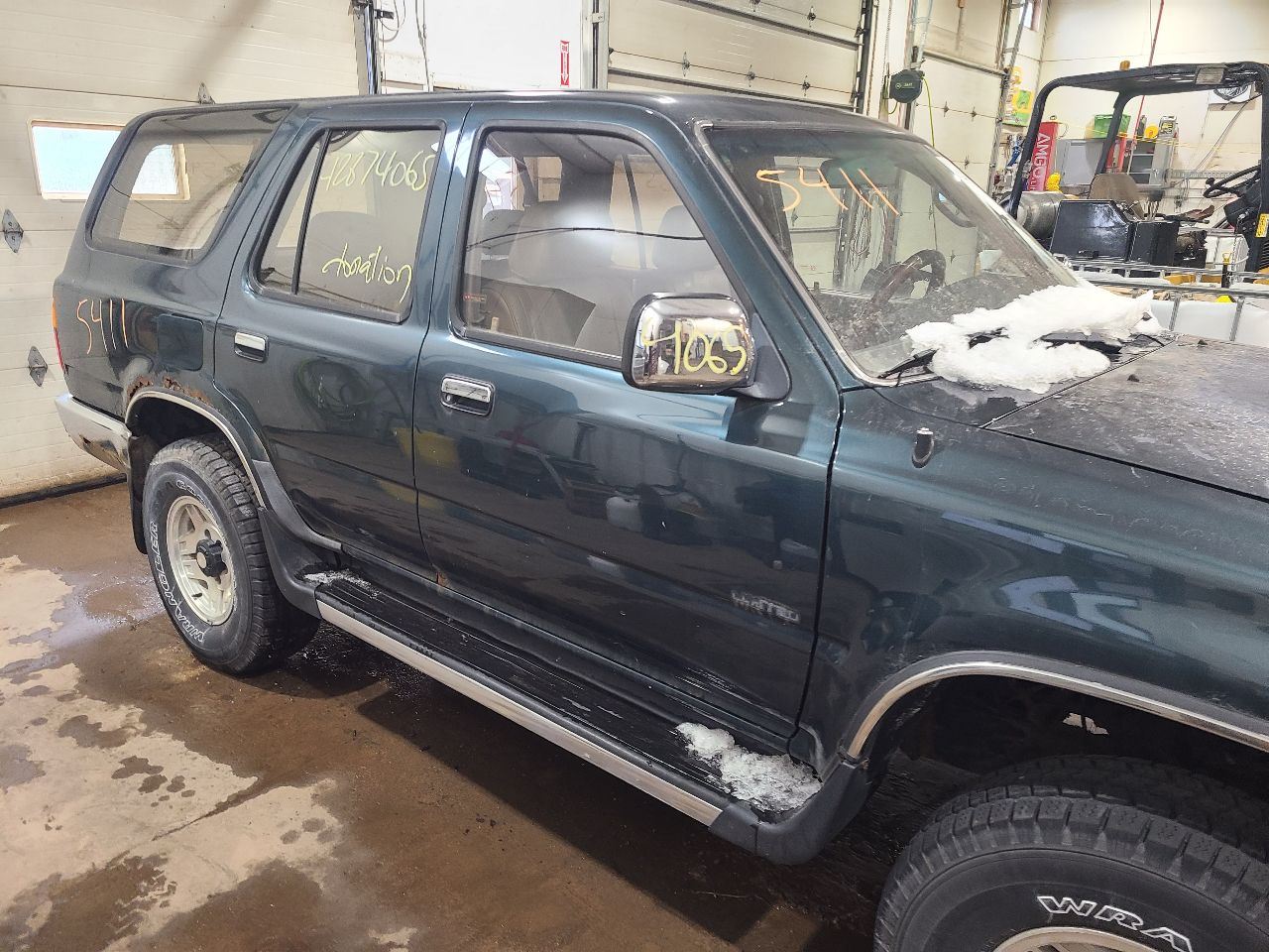 Rear Driver Seat Fits 1995 4 RUNNER 659778