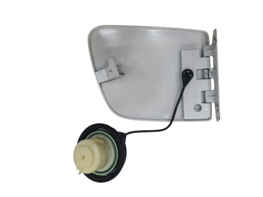 CORVETTE  2010 Fuel Filler Door 680923