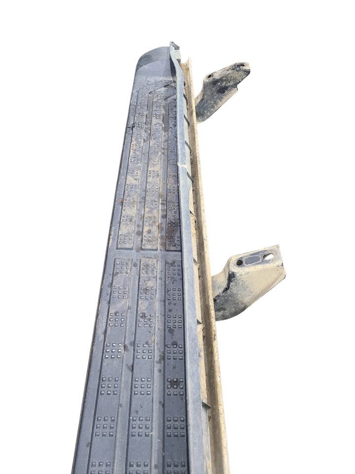 SEQUOIA   2013 Running Board 678165