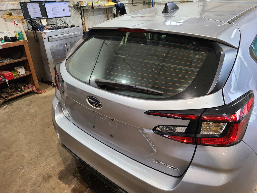 IMPREZA   2025 Trunk/Hatch/Tailgate 678409