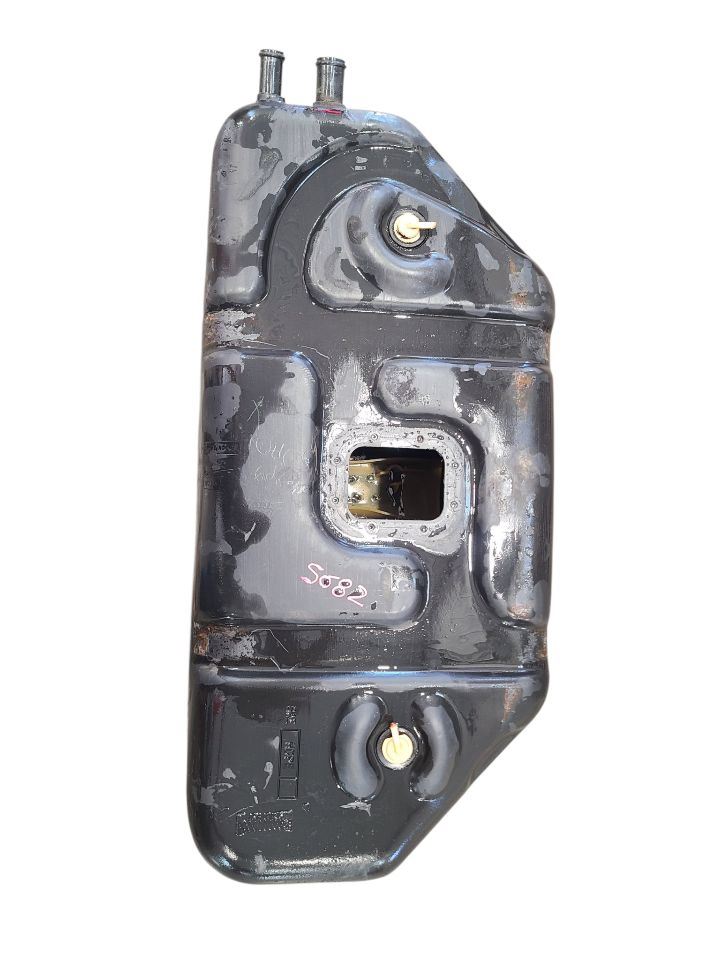 Fuel Tank 15 Gallon Fits 91-95 WRANGLER 676915