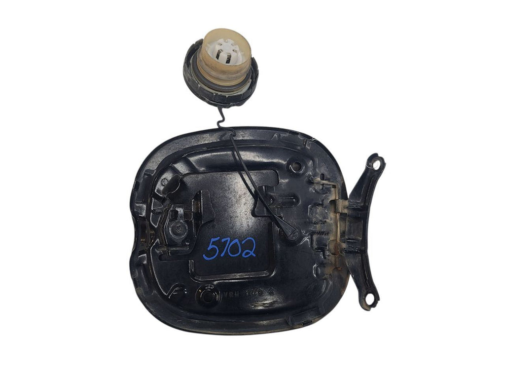 SEQUOIA   2013 Fuel Filler Door 678179