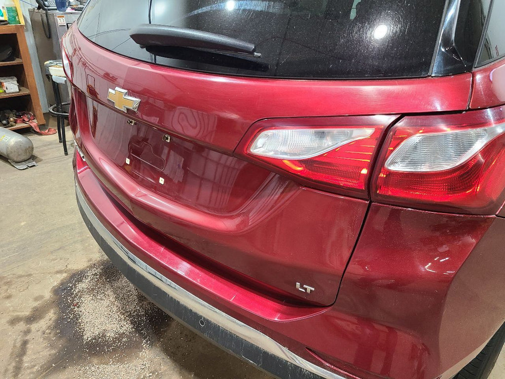 Trunk/Hatch/Tailgate With Privacy Tint Opt Ako Fits 18-21 EQUINOX 6782