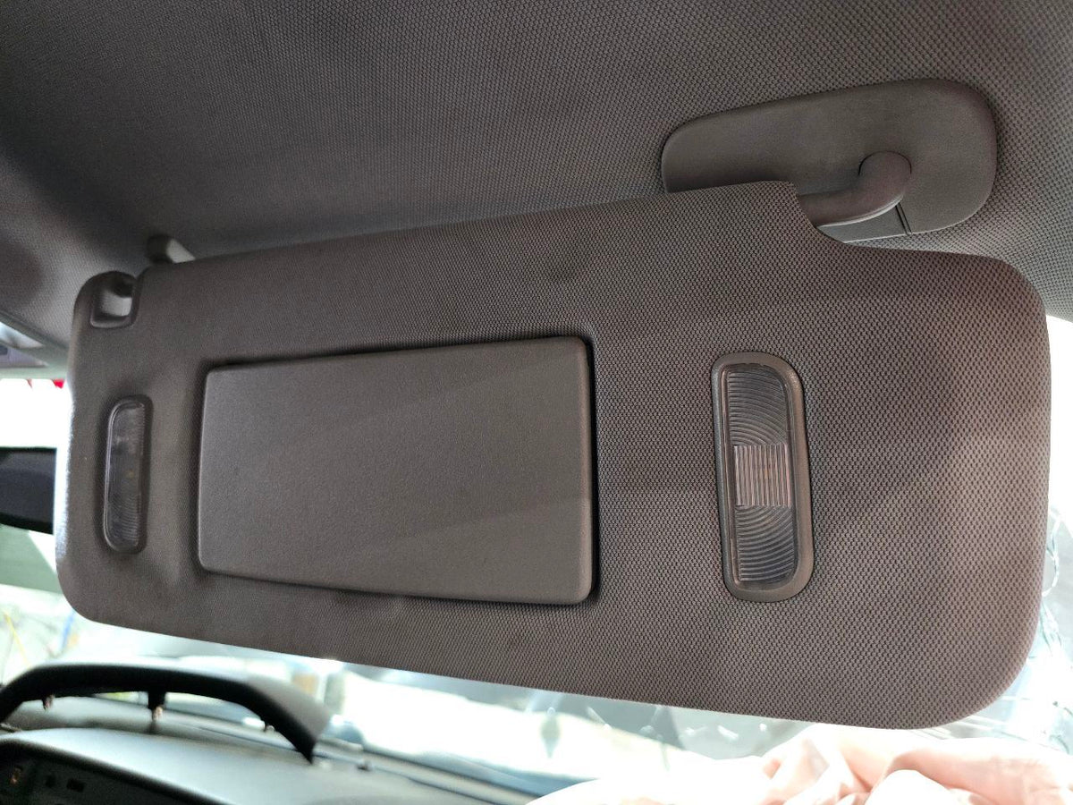 Passenger Sun Visor Classic Style Fits 14-19 SIERRA 1500 PICKUP 645560