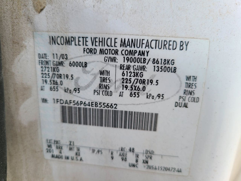 Driver Fender Front Fits 99-07 FORD F250SD PICKUP 675819
