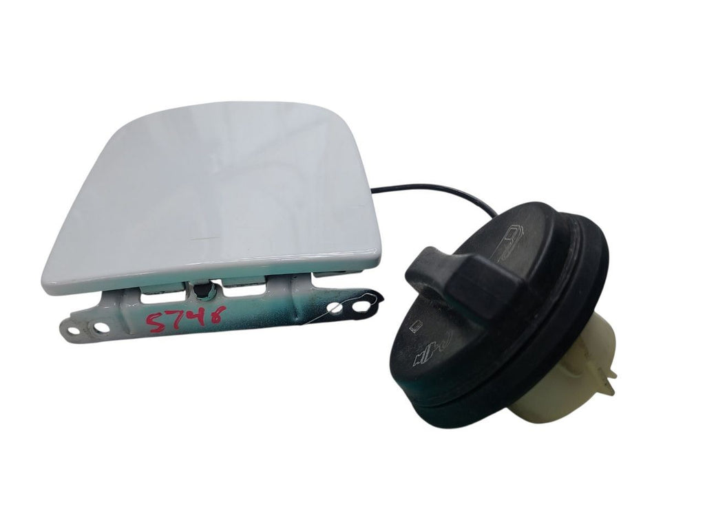 CORVETTE  2010 Fuel Filler Door 680923