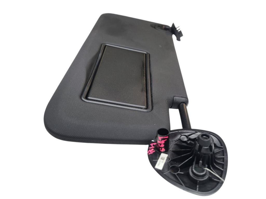 Passenger Sun Visor Without Illumination Fits 19-26 DODGE 2500 PICKUP 