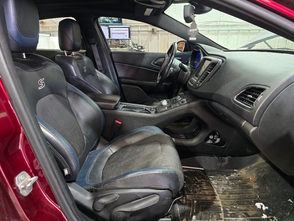 200       2015 Seat Belt Rear 644783