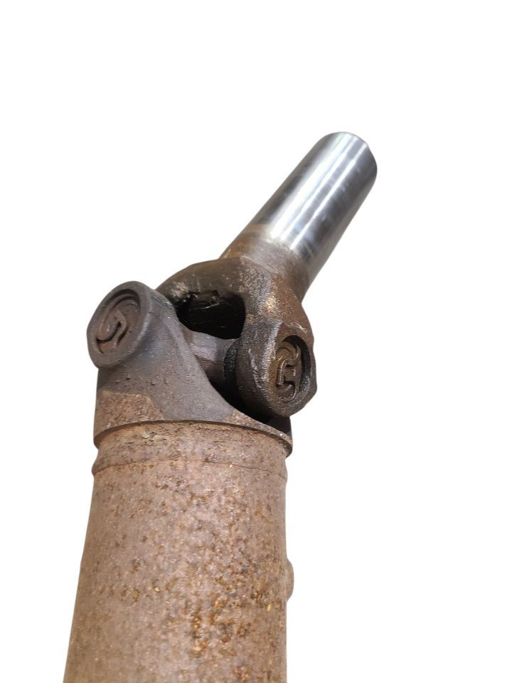 Rear Drive Shaft 133" Wb 4WD Fits 85-86 88-90 FORD F150 PICKUP 680517